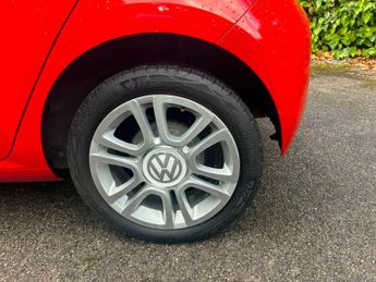 Volkswagen up! 1.0 High up! Hatchback 5dr Petrol ASG Euro 5 (75 ps)