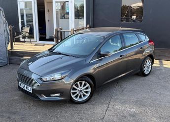 Ford Focus 1.0T EcoBoost Titanium Euro 6 (s/s) 5dr