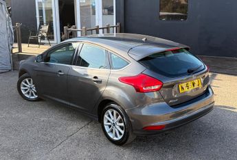 Ford Focus 1.0T EcoBoost Titanium Euro 6 (s/s) 5dr