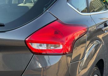 Ford Focus 1.0T EcoBoost Titanium Euro 6 (s/s) 5dr