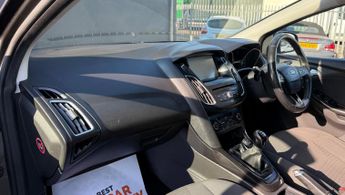 Ford Focus 1.0T EcoBoost Titanium Euro 6 (s/s) 5dr