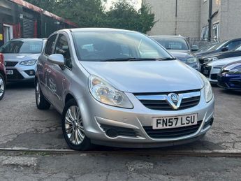 Vauxhall Corsa 1.4i 16v Club 5dr