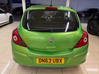 Vauxhall Corsa 1.2 16V Exclusiv Euro 5 3dr (A/C)