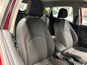 SEAT Leon 1.6 TDI CR SE DSG Euro 5 (s/s) 5dr