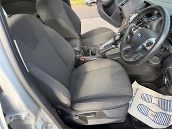 Ford Focus 1.6 Titanium Navigator Powershift Euro 5 5dr