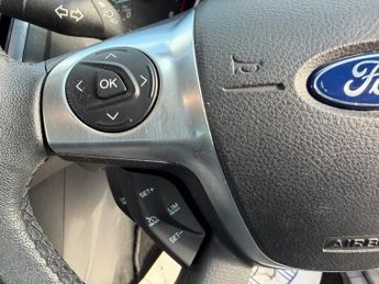 Ford Focus 1.6 Titanium Navigator Powershift Euro 5 5dr