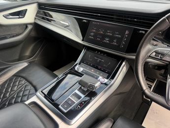Audi SQ7 4.0 TDI V8 SUV 5dr Diesel Tiptronic quattro Euro 6 (s/s) (435 ps