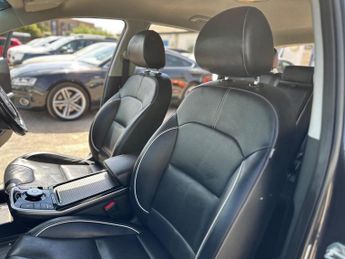 Kia Niro 64kWh First Edition Auto 5dr