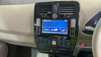 Nissan Leaf 24kWh Auto 5dr