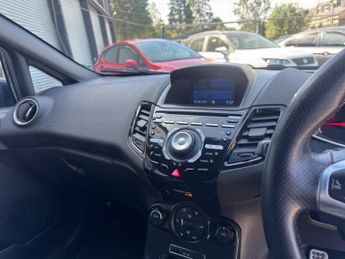 Ford Fiesta 1.6T EcoBoost ST-2 Euro 5 3dr