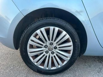 Vauxhall Astra 1.4 16v Excite Euro 5 5dr