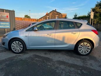 Vauxhall Astra 1.4 16v Excite Euro 5 5dr