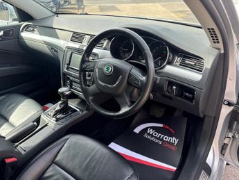Skoda Superb 2.0 TDI Elegance DSG Euro 5 5dr