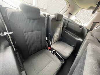 Vauxhall Zafira Tourer 1.4T 16V Exclusiv Euro 5 5dr