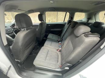 Vauxhall Zafira Tourer 1.4T 16V Exclusiv Euro 5 5dr