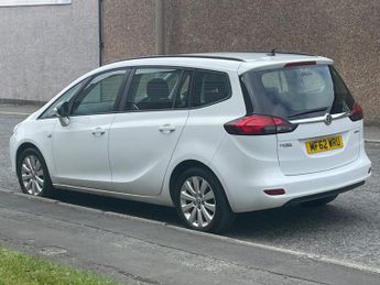 Vauxhall Zafira Tourer 1.4T 16V Exclusiv Euro 5 5dr