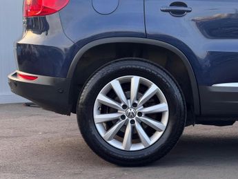 Volkswagen Tiguan 2.0 TDI BlueMotion Tech Match DSG 4WD Euro 5 (s/s) 5dr