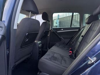 Volkswagen Tiguan 2.0 TDI BlueMotion Tech Match DSG 4WD Euro 5 (s/s) 5dr