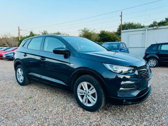 Vauxhall Grandland X 1.2 Turbo SE Auto Euro 6 (s/s) 5dr