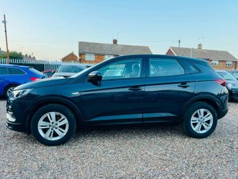 Vauxhall Grandland X 1.2 Turbo SE Auto Euro 6 (s/s) 5dr