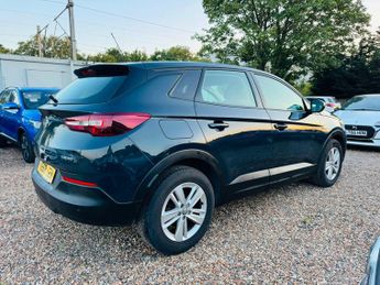 Vauxhall Grandland X 1.2 Turbo SE Auto Euro 6 (s/s) 5dr