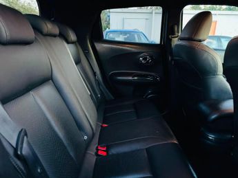 Nissan Juke 1.6 Tekna XTRON Euro 6 5dr