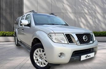 Nissan Navara 3.0 dCi V6 Outlaw Auto 4WD Euro 4 4dr