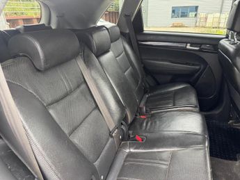 Kia Sorento 2.2 CRDi KX-2 Auto AWD Euro 5 5dr
