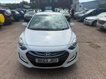 Hyundai i30 1.6 CRDi Active Auto Euro 5 5dr