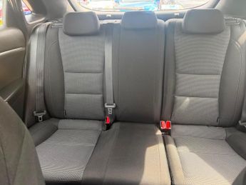 Hyundai i30 1.6 CRDi Active Auto Euro 5 5dr