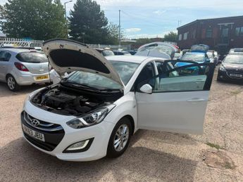 Hyundai i30 1.6 CRDi Active Auto Euro 5 5dr