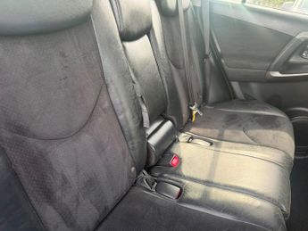 Toyota RAV4 2.2 D-CAT XT-R Auto 4WD Euro 5 5dr