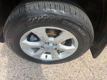 Toyota RAV4 2.2 D-CAT XT-R Auto 4WD Euro 5 5dr