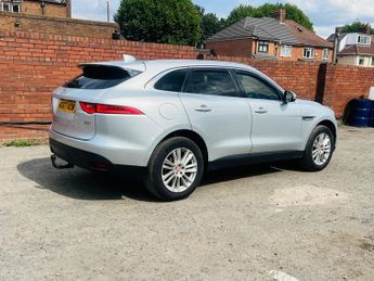 Jaguar F-PACE 2.0 D180 Portfolio Auto AWD Euro 6 (s/s) 5dr