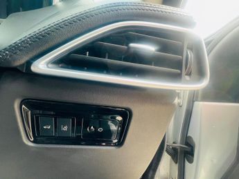Jaguar F-PACE 2.0 D180 Portfolio Auto AWD Euro 6 (s/s) 5dr