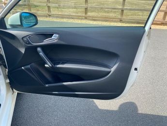 Audi A1 1.4 TFSI Sport S Tronic Euro 5 (s/s) 3dr