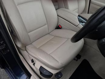 BMW 5 Series 2.0 520d SE Touring Steptronic Euro 5 (s/s) 5dr