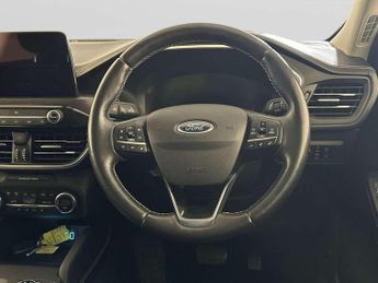 Ford Kuga 2.5 Duratec 14.4kWh Vignale SUV 5dr Petrol Plug-in Hybrid CVT Eu