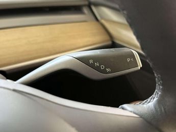 Tesla Model Y (Dual Motor) Long Range SUV 5dr Electric Auto 4WDE (384 bhp)