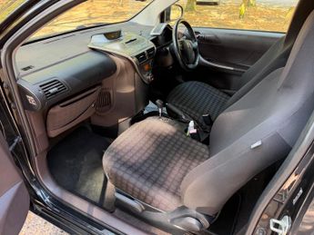 Toyota iQ 1.0 VVT-i 2 Multidrive Euro 4 3dr