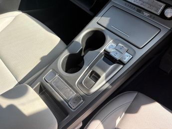Hyundai KONA 64kWh Ultimate Auto 5dr (10.5kW Charger)