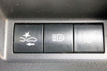 Toyota Yaris 1.5 VVT-h Icon Tech E-CVT Euro 6 (s/s) 5dr