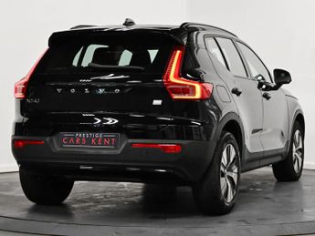 Volvo XC40 Plus T4 (211 hp) Auto