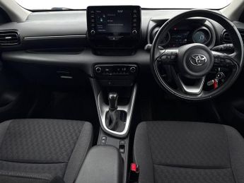 Toyota Yaris 1.5 VVT-h Design Hatchback 5dr Petrol Hybrid E-CVT Euro 6 (s/s) 
