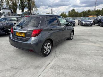 Toyota Yaris 1.5 VVT-h Icon E-CVT Euro 6 (s/s) 5dr