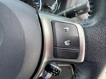 Toyota Yaris 1.5 VVT-h Icon E-CVT Euro 6 (s/s) 5dr
