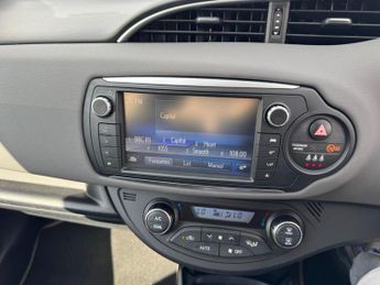 Toyota Yaris 1.5 VVT-h Icon E-CVT Euro 6 (s/s) 5dr
