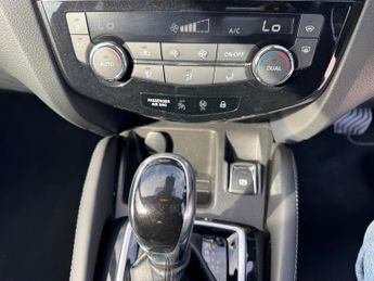 Nissan Qashqai 1.2 DIG-T Tekna+ XTRON Euro 6 (s/s) 5dr