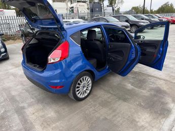Ford Fiesta 1.6 Titanium Powershift Euro 5 5dr