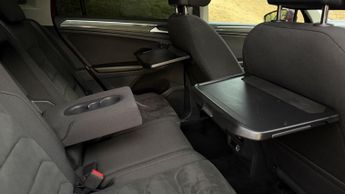 Volkswagen Tiguan 2.0 TDI BlueMotion Tech SEL DSG Euro 6 (s/s) 5dr